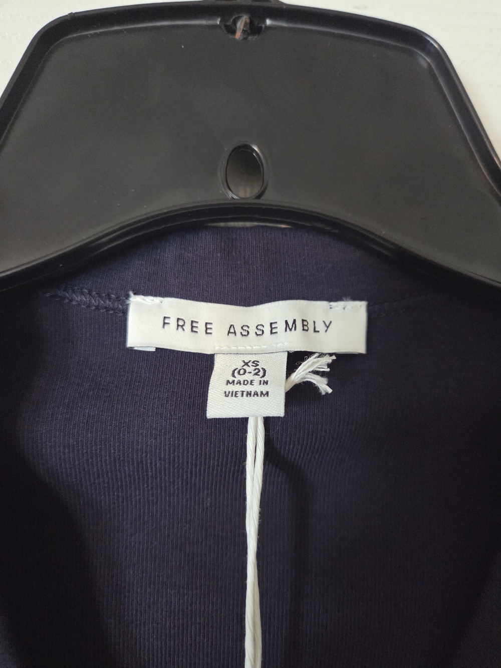 Free Assembly Long-Sleeve Henley Top - Navy - Picture 4 of 9